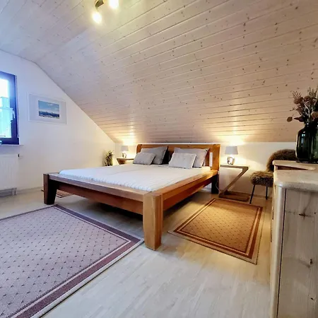 Apartmán Urlaub Am Mit Terrasse, Balkon Und Grossem Garten Tating