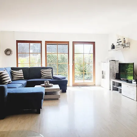 Urlaub Am Mit Terrasse, Balkon Und Grossem Garten Apartmán *