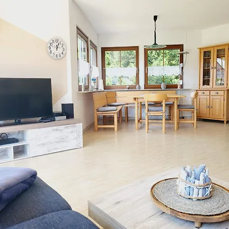 Apartmán Urlaub Am Mit Terrasse, Balkon Und Grossem Garten Tating